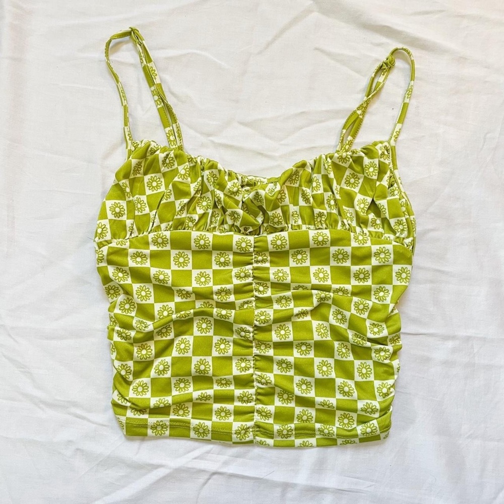 COPY - urban outfitters checkered kelsey tank top🥝